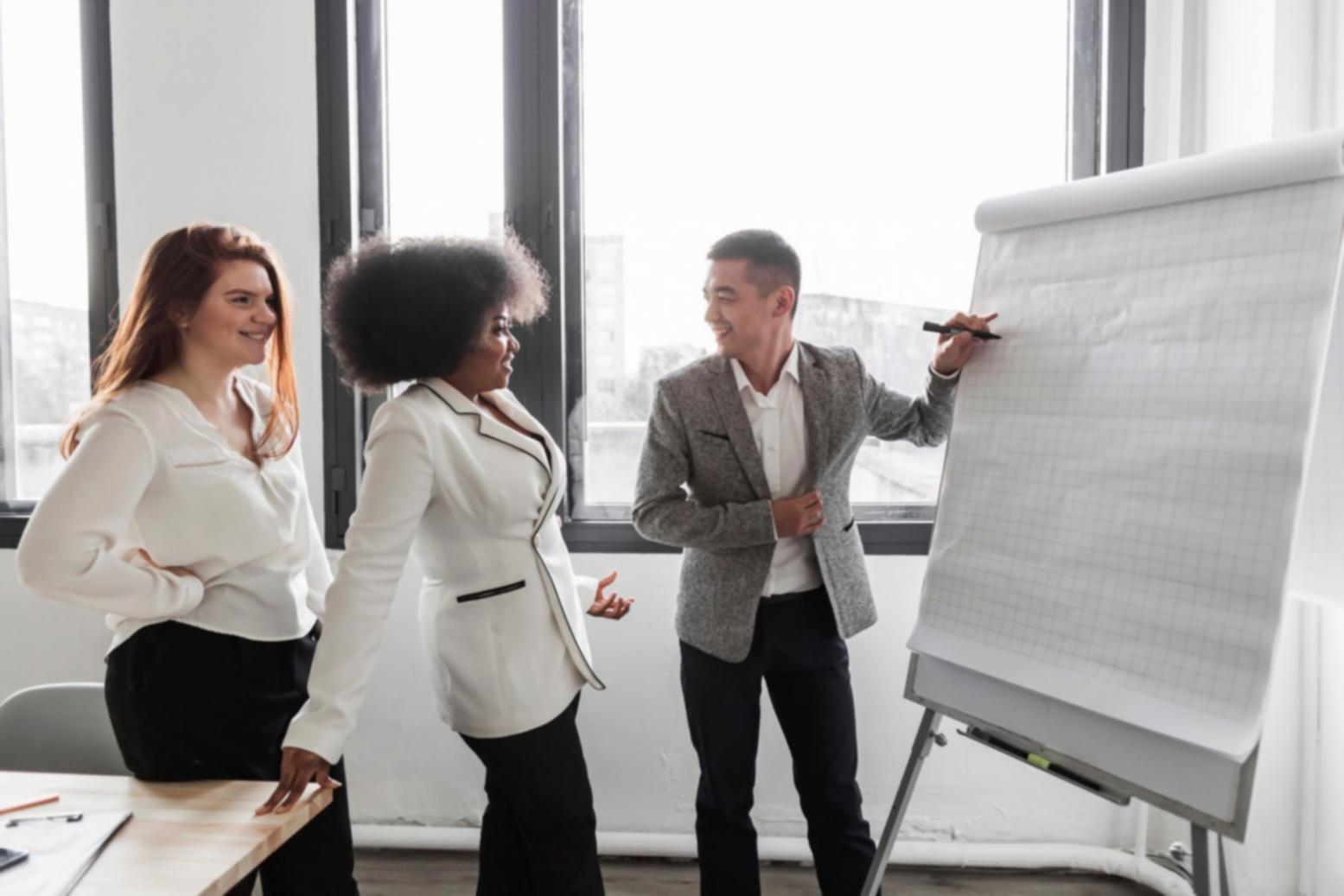 Gruppendiskussion während eines Gründer-Workshops